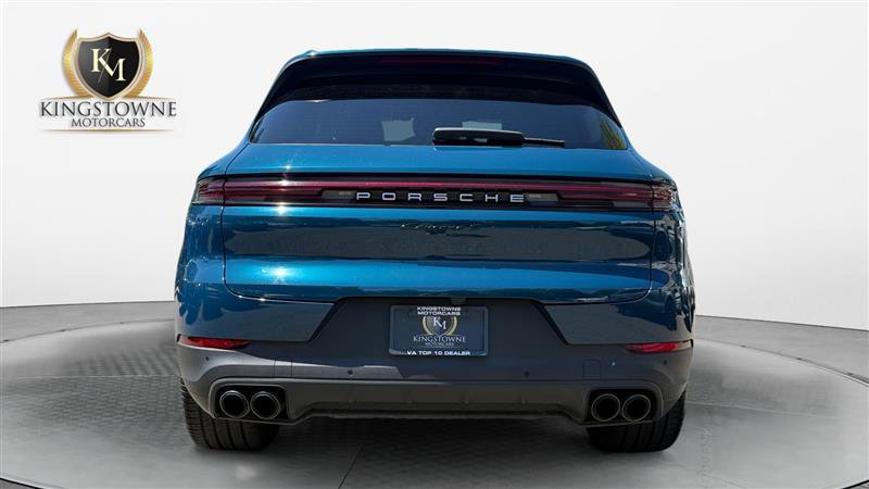 Used 2025 Porsche Cayenne S w/ Premium Package Plus AWD/4WD image 4