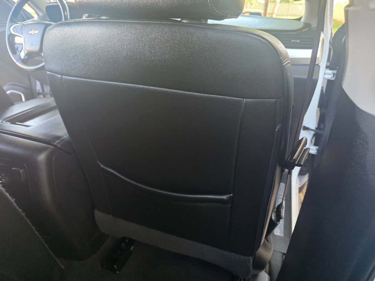 Used 2020 Chevrolet Suburban LT RWD image 33