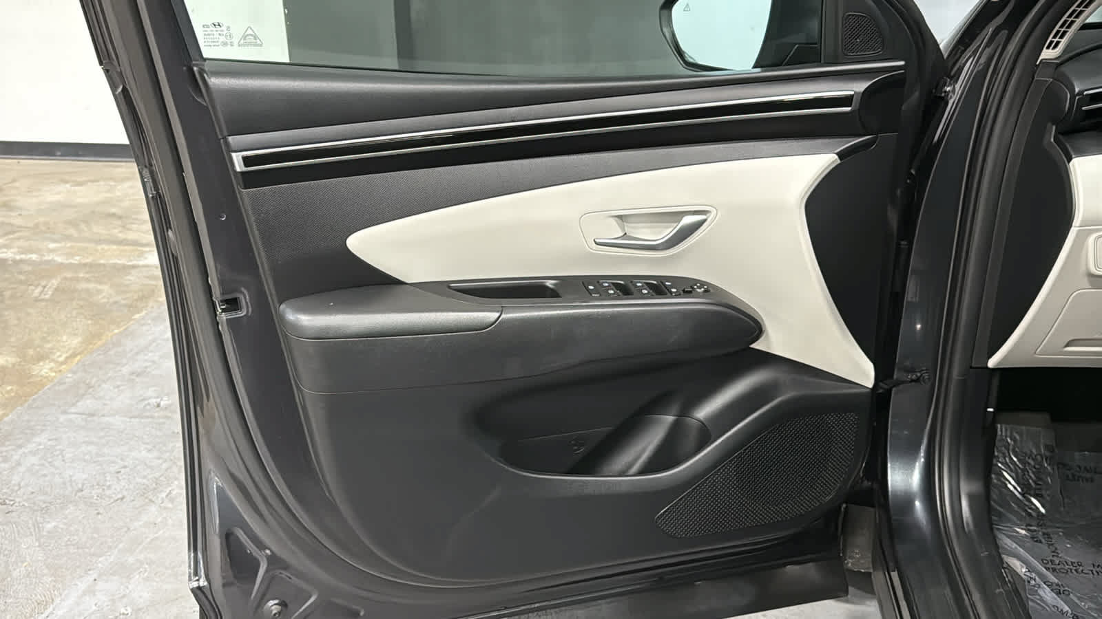 Used 2024 Hyundai Tucson SE AWD/4WD image 9