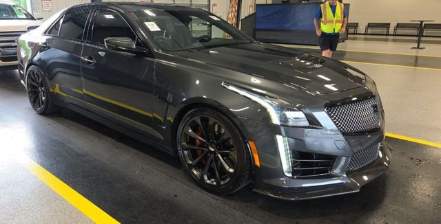 Used 2018 Cadillac CTS V w/ Carbon Fiber Package RWD image 3