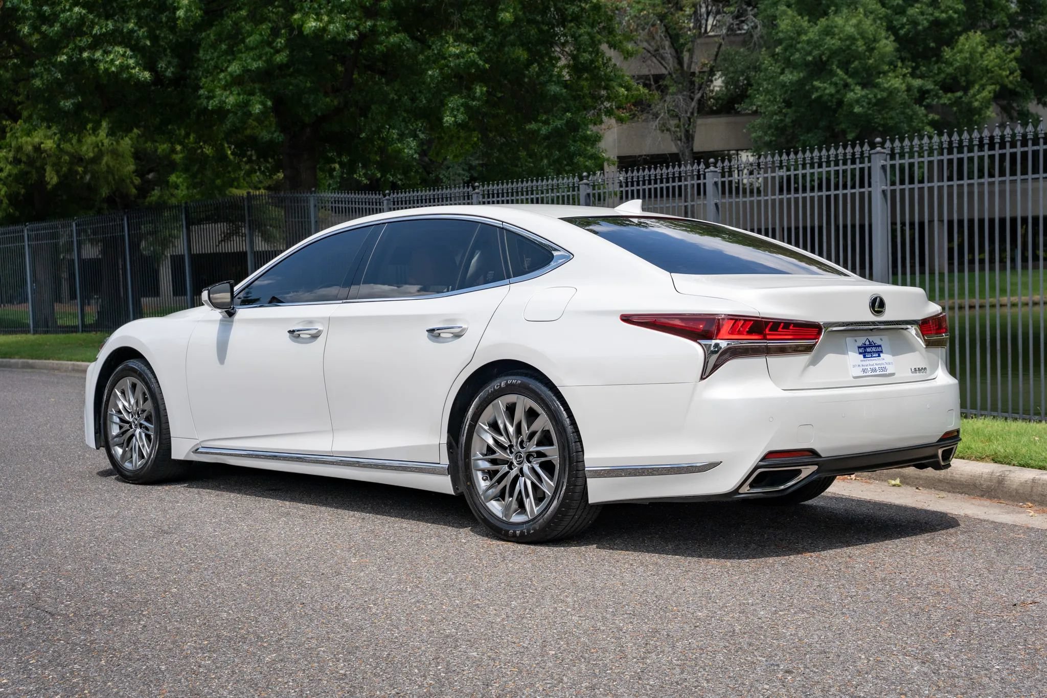 Used 2018 Lexus LS 500 w/ Interior Upgrade Package RWD image 8