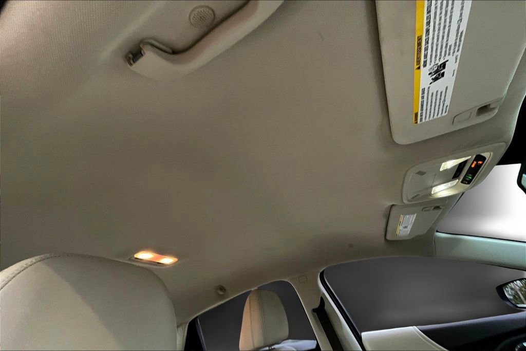 Used 2024 Chevrolet Malibu LT image 28