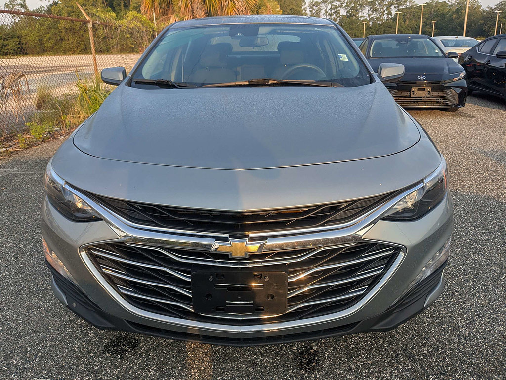 Used 2024 Chevrolet Malibu LT FWD image 9