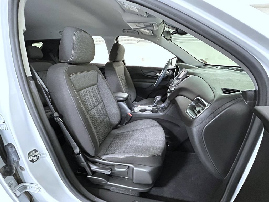 Certified 2024 Chevrolet Equinox LT w/ LPO, Cargo Package AWD/4WD image 16