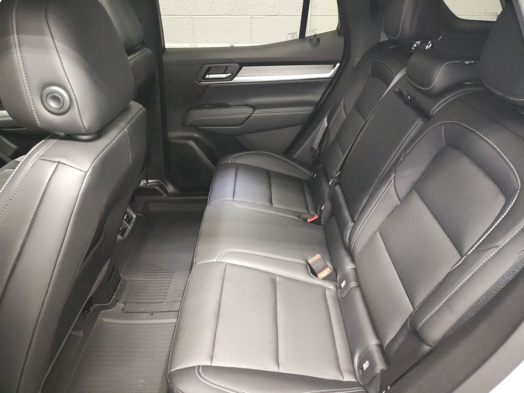 New 2026 GMC Terrain Elevation image 27