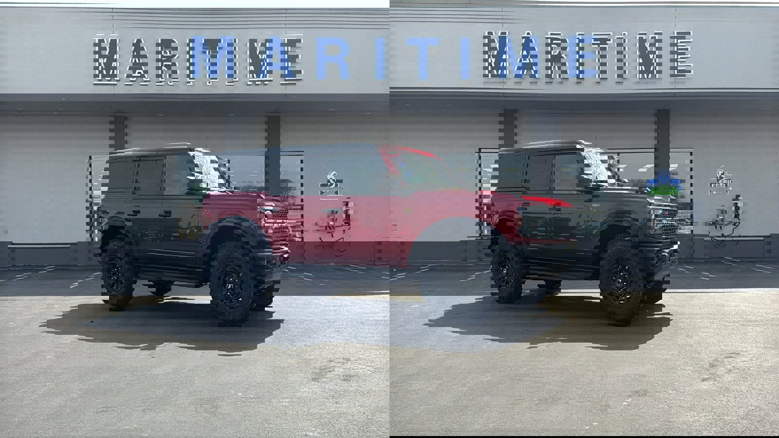 New 2026 Ford Bronco Badlands image 2