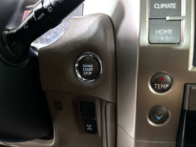 Used 2018 Lexus GX 460 Premium w/ Premium Package AWD/4WD image 17