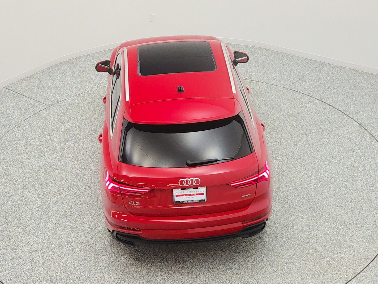 Used 2023 Audi Q3 2.0T Premium Plus w/ Premium Plus Package AWD/4WD image 27