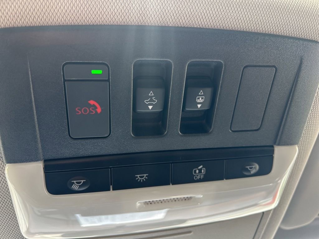 Certified 2023 Nissan Rogue SV w/ SV Premium B Package image 18