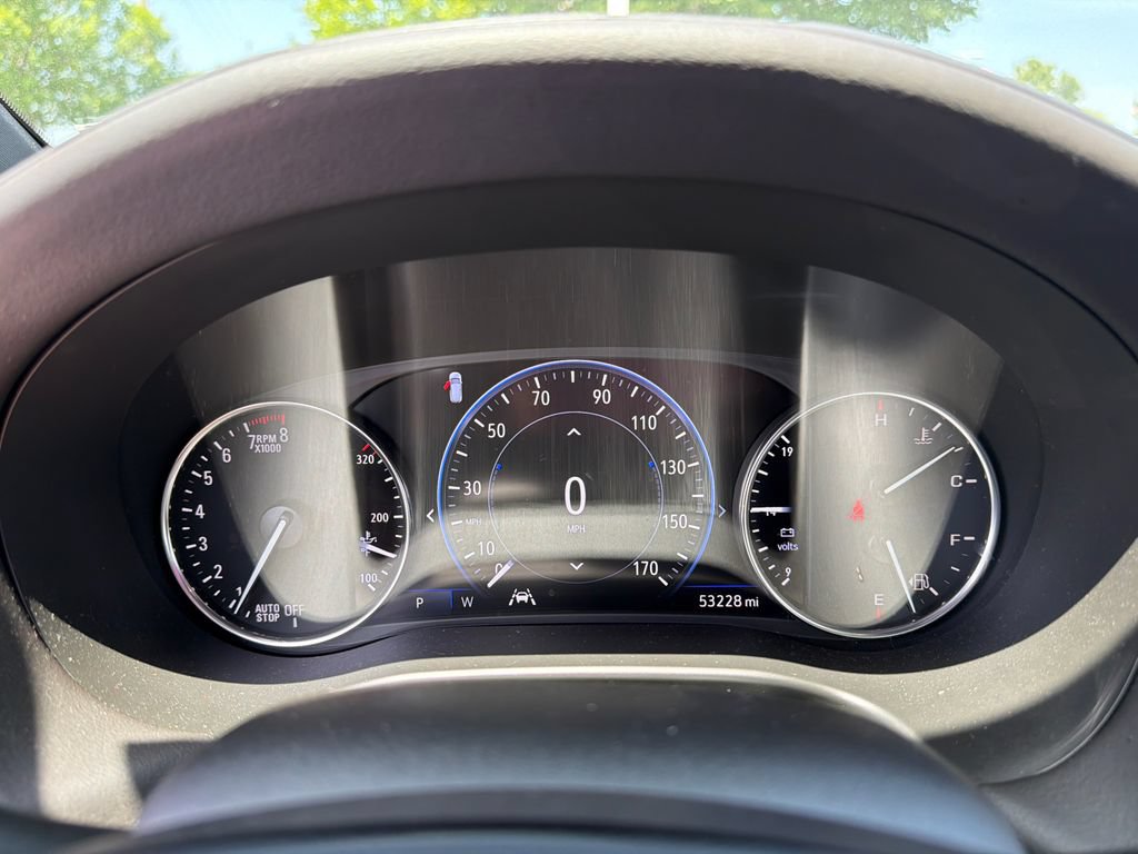 Used 2022 Buick Enclave Avenir w/ Avenir Technology Package AWD/4WD image 28
