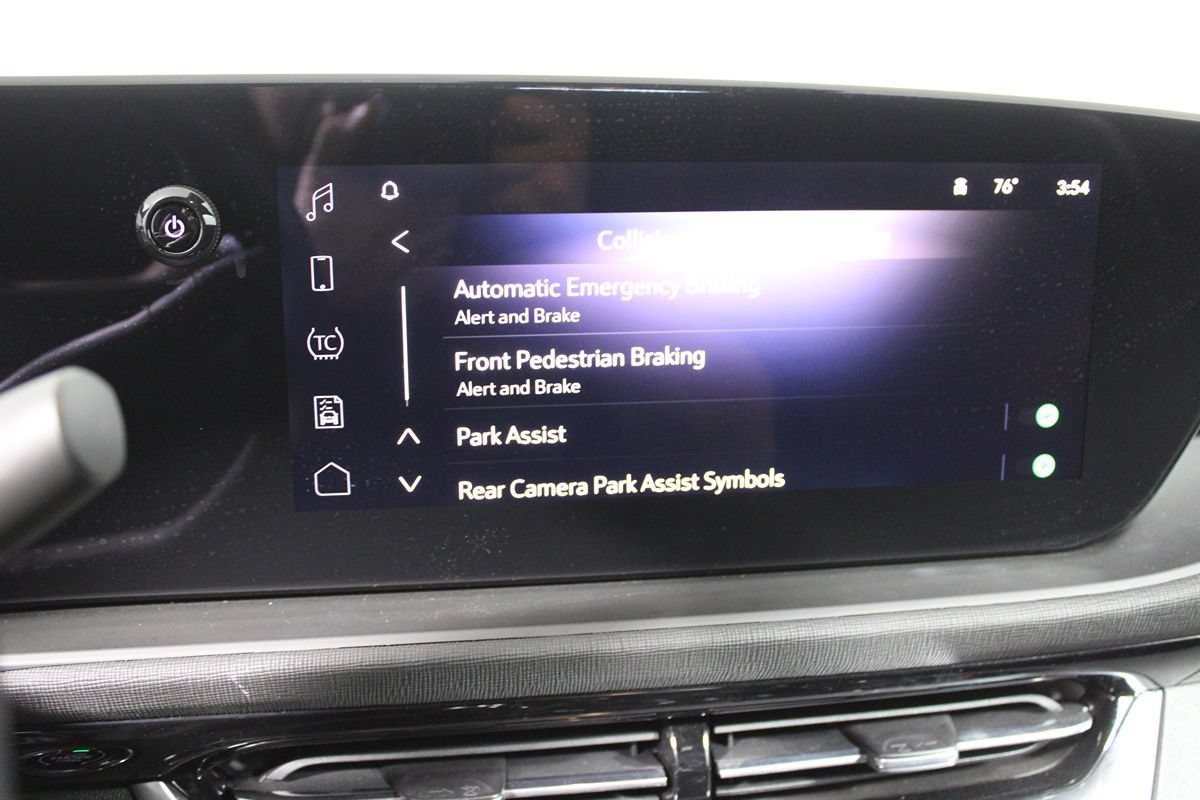 Used 2025 Buick Envista Sport Touring FWD image 23