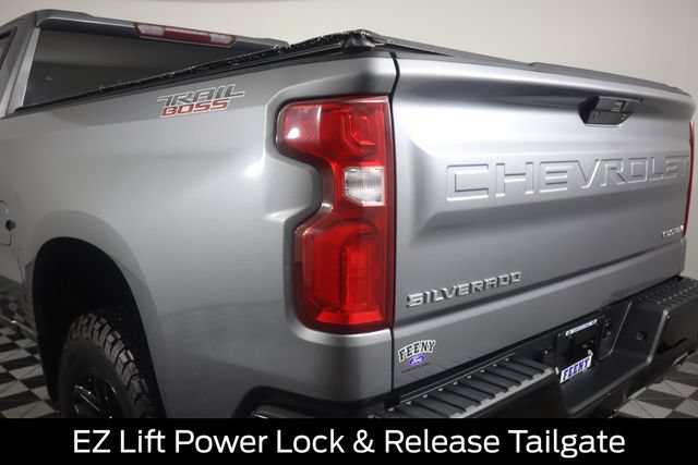 Used 2020 Chevrolet Silverado 1500 Custom Trail Boss w/ Custom Convenience Package AWD/4WD image 28