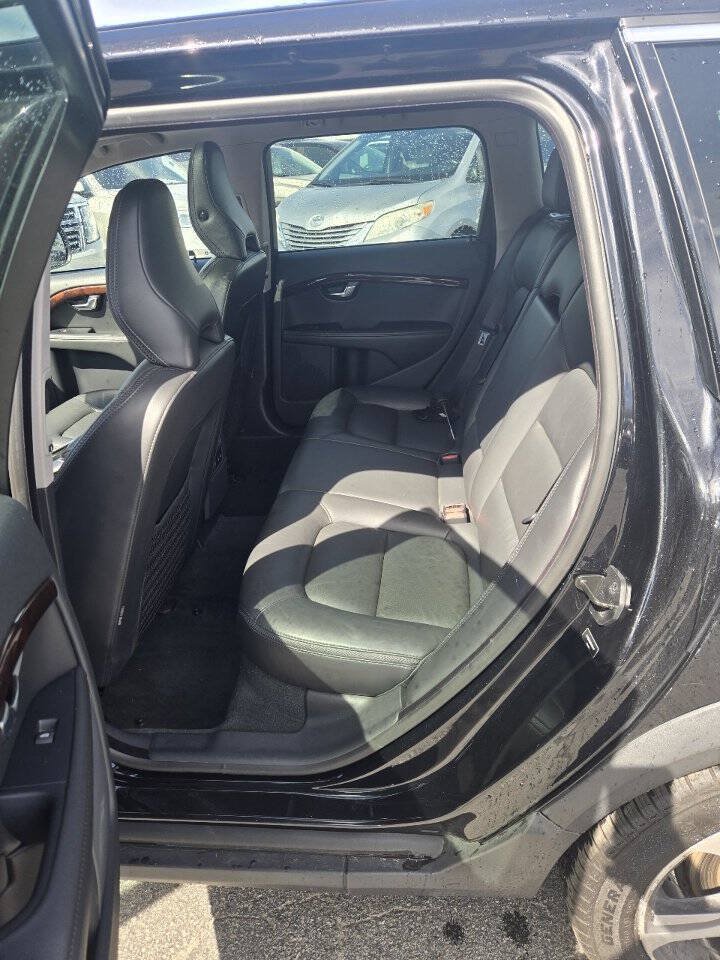 Used 2013 Volvo XC70 T6 AWD/4WD image 14