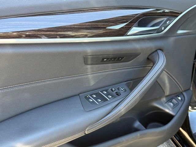 Certified 2023 BMW 530e w/ Convenience Package image 17