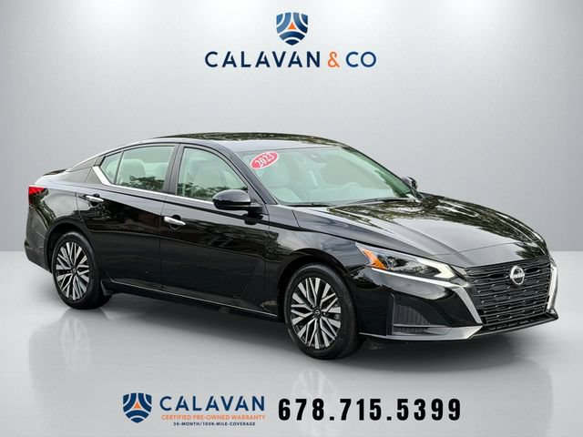 Used 2023 Nissan Altima 2.5 SV w/ SV Premium Package FWD image 1