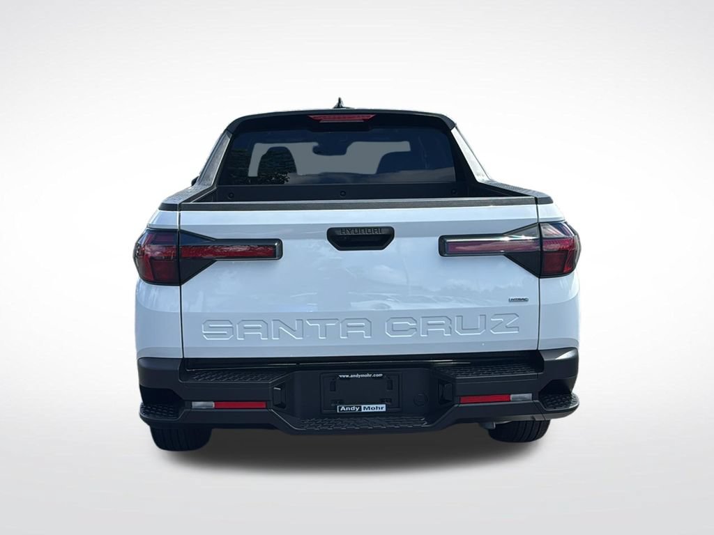 Used 2025 Hyundai Santa Cruz SE AWD/4WD image 6