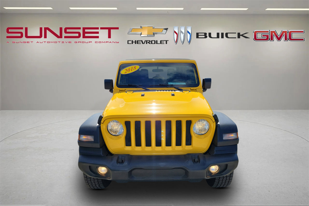 Used 2018 Jeep Wrangler Unlimited Sport S AWD/4WD image 2