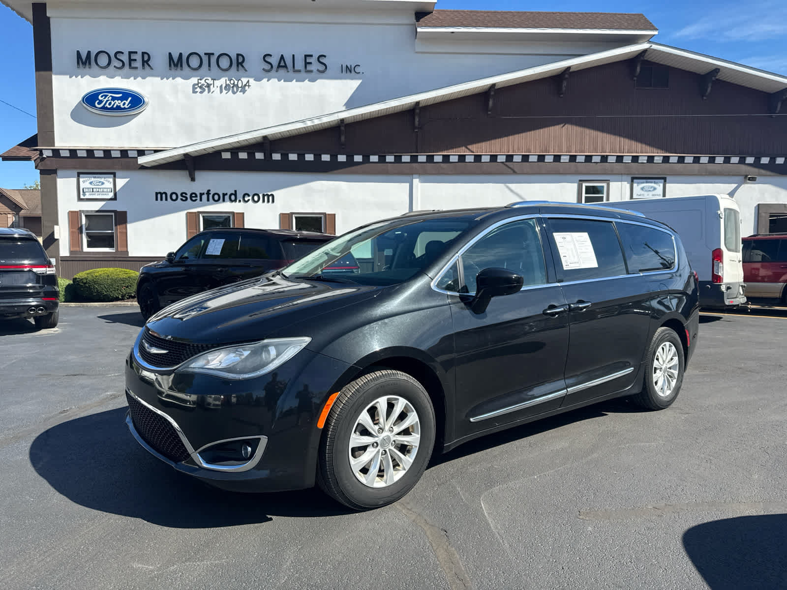 Used 2018 Chrysler Pacifica Touring-L Plus