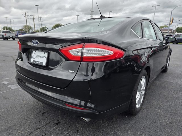 Used 2015 Ford Fusion SE FWD image 38