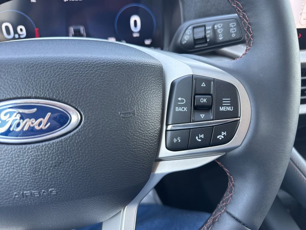 New 2026 Ford Explorer Active w/ Active Comfort Package image 25