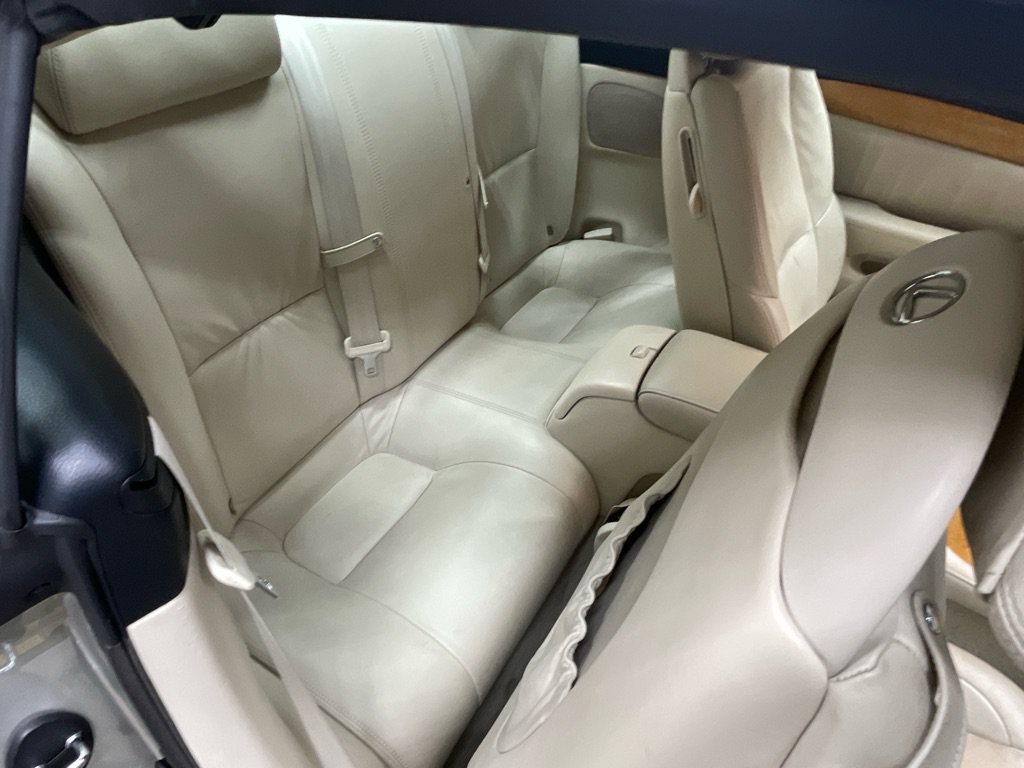 Used 2004 Lexus SC 430 Convertible RWD image 35