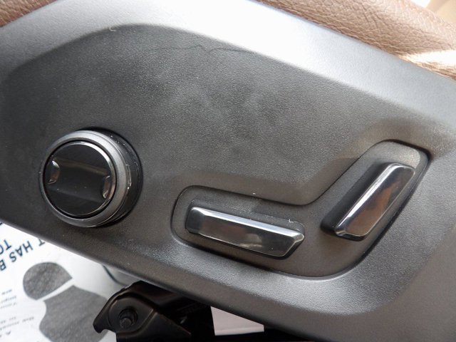 Certified 2024 Volvo XC60 B5 Plus w/ Protection Package Premier image 13