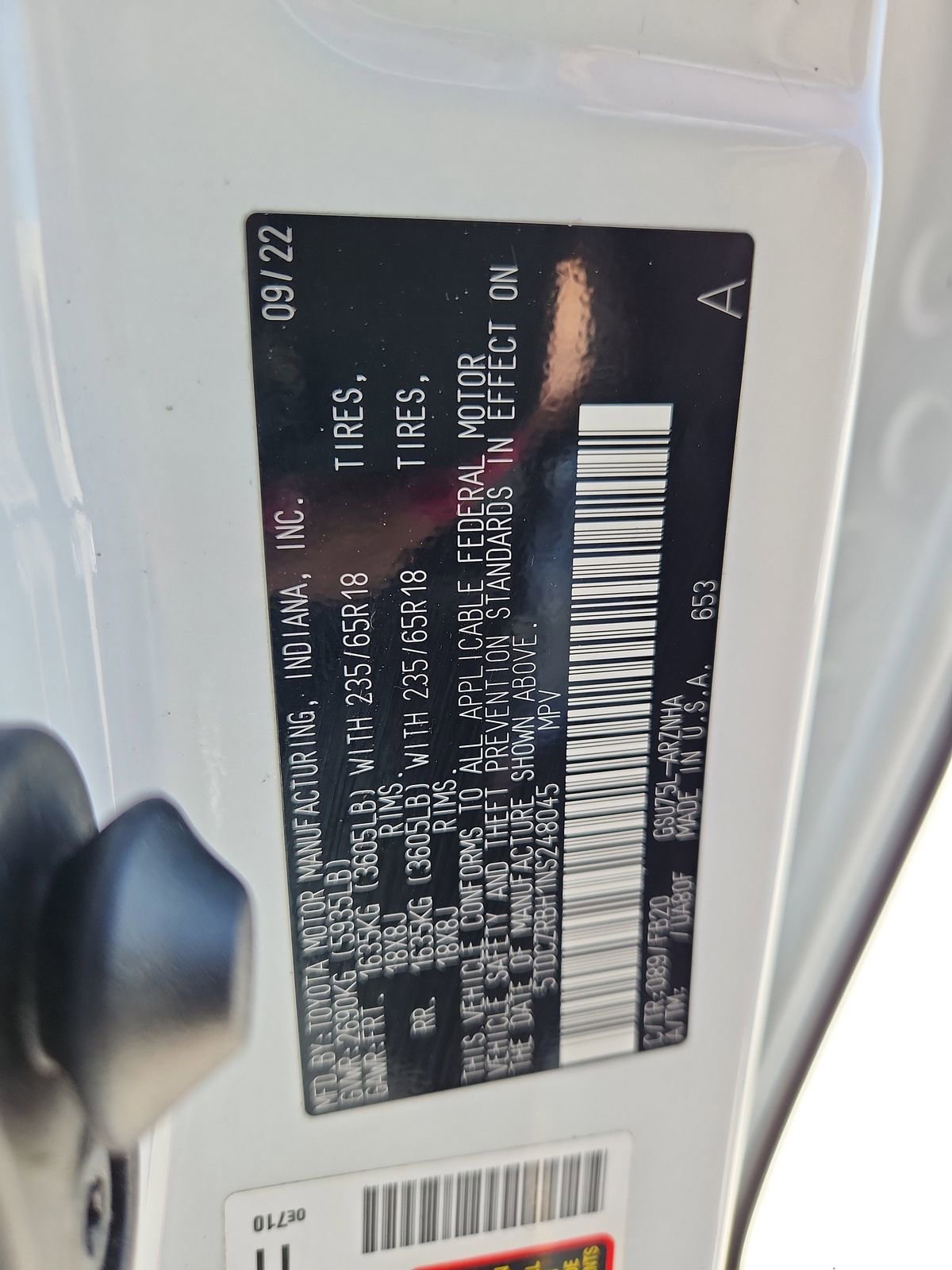 Used 2022 Toyota Highlander L AWD/4WD image 19