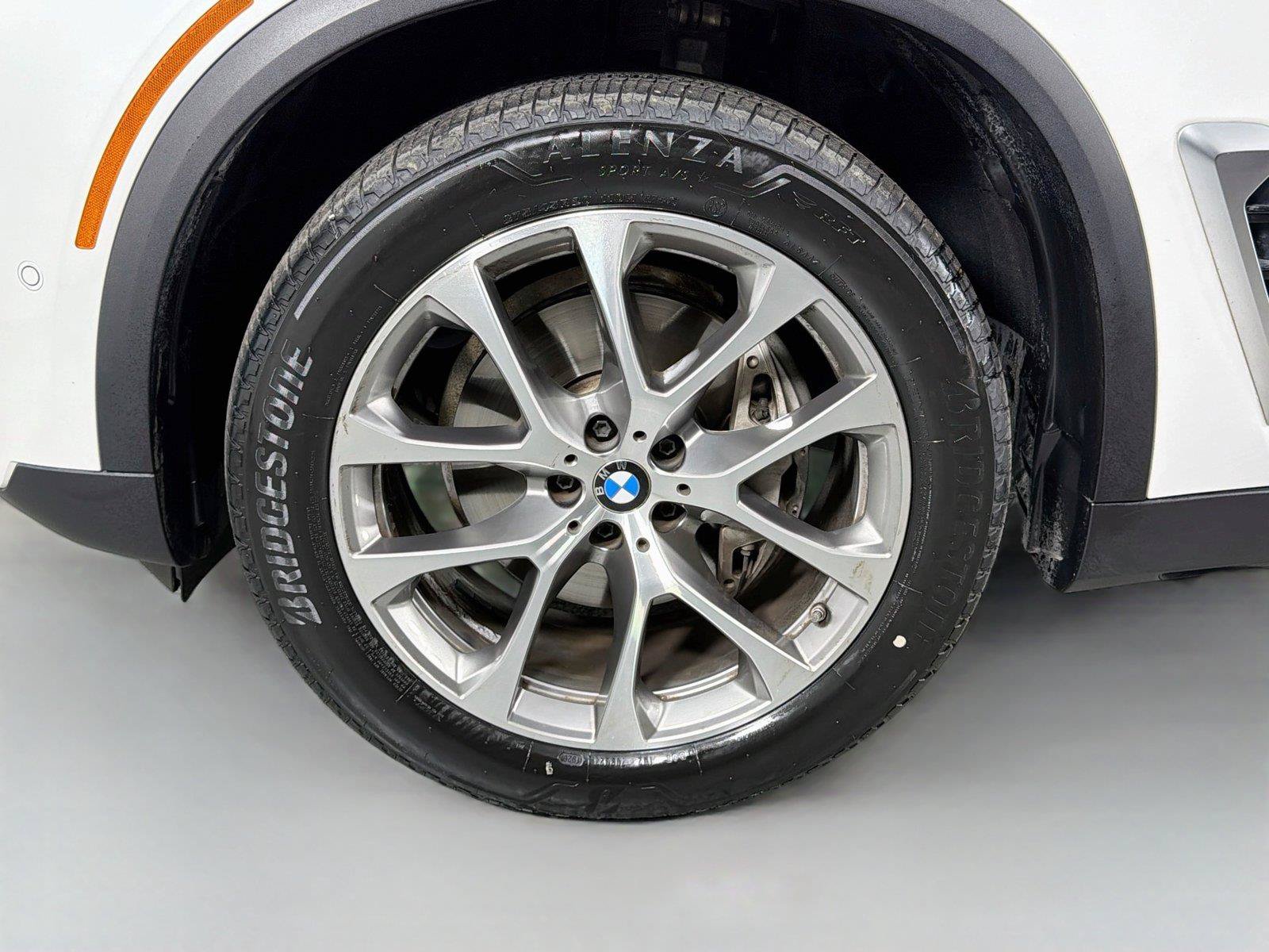 Used 2025 BMW X5 xDrive40i w/ Executive Package AWD/4WD image 32
