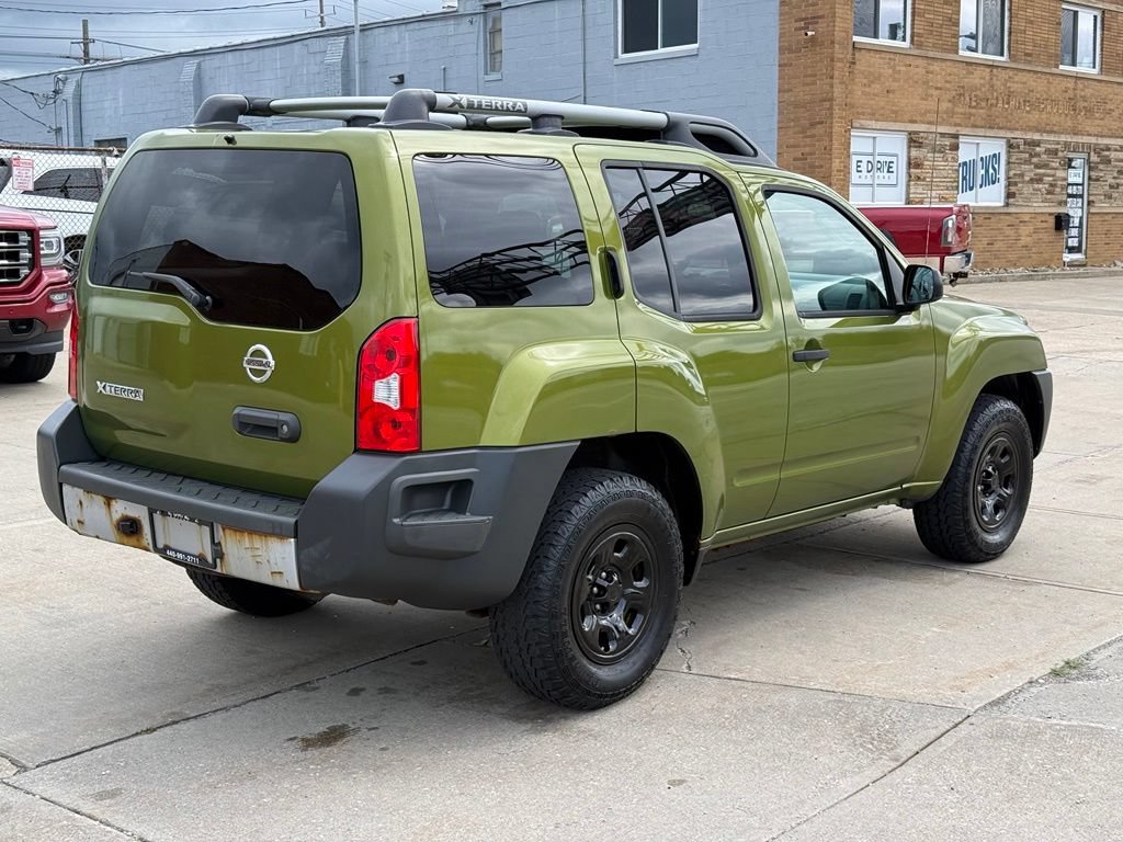 Used 2011 Nissan Xterra X AWD/4WD image 6
