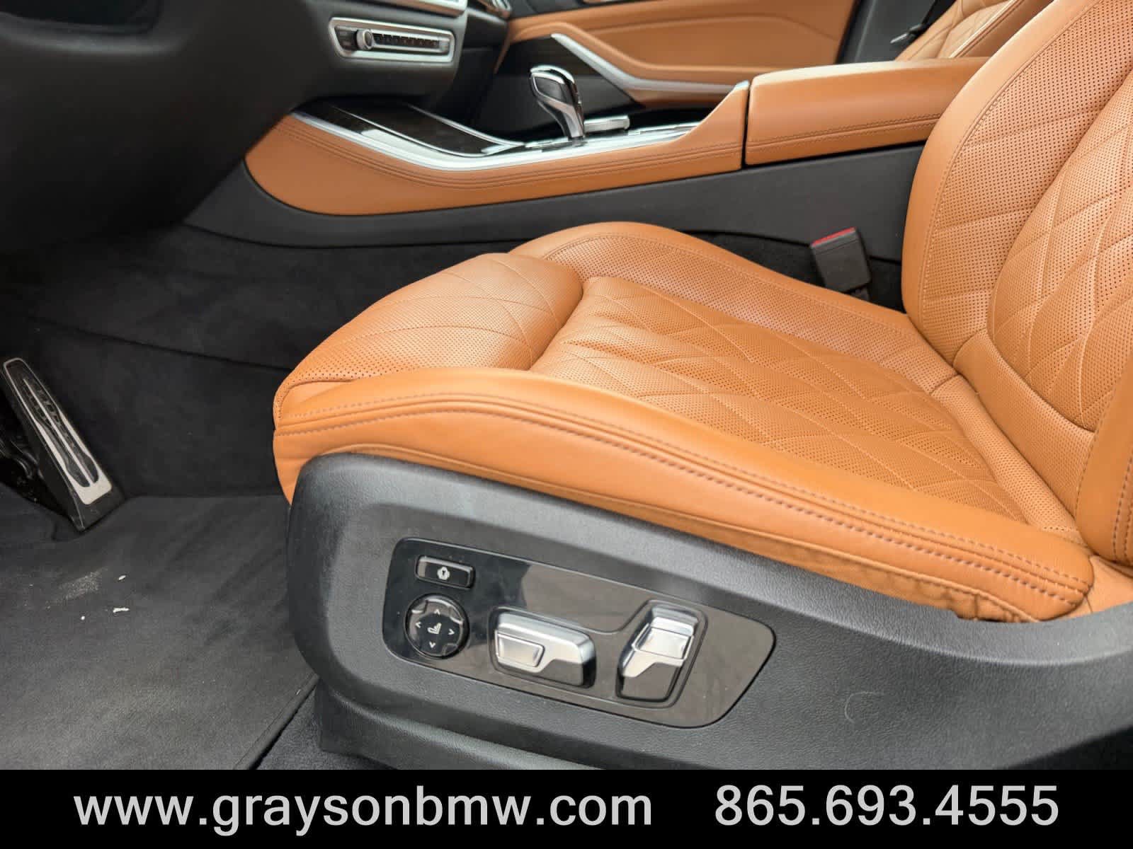 Used 2023 BMW X5 M50i w/ Parking Assistance Package AWD/4WD image 11