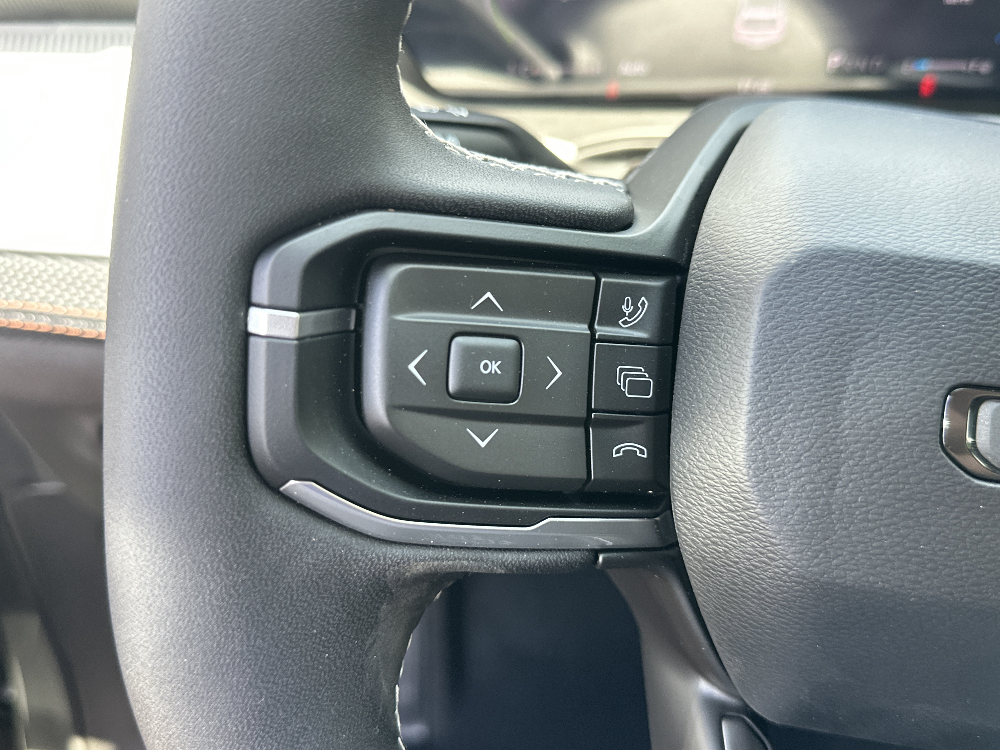 New 2026 Jeep Cherokee Limited AWD/4WD image 9