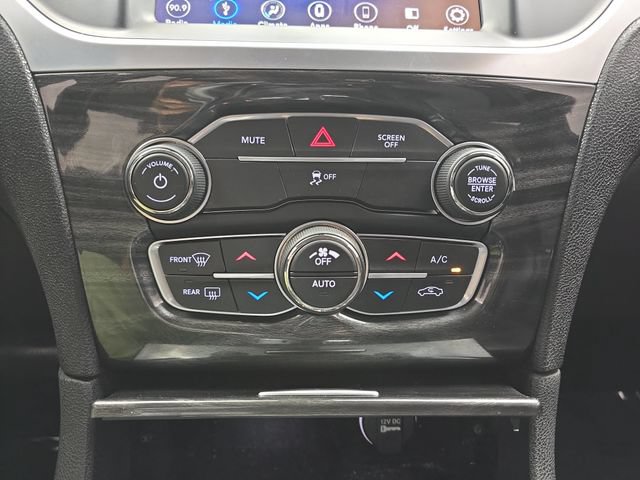 Used 2019 Chrysler 300 Touring w/ Sport Appearance Package RWD image 24