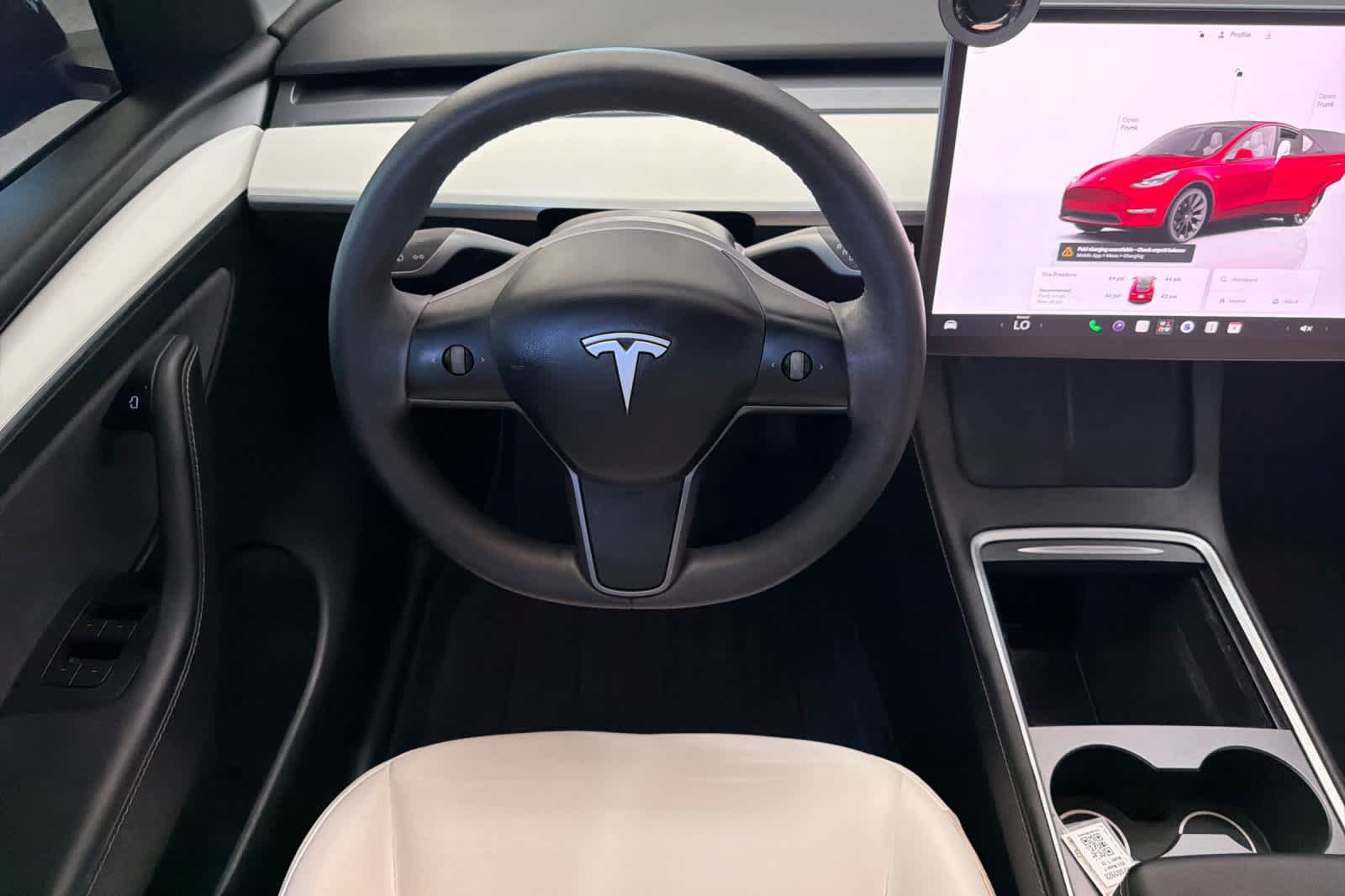Used 2024 Tesla Model Y Long Range AWD/4WD image 15