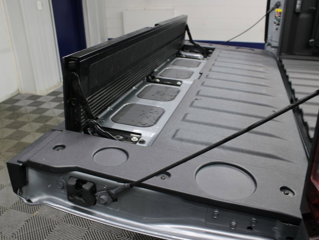 Used 2024 GMC Sierra 1500 AT4 w/ AT4 Preferred Package image 41