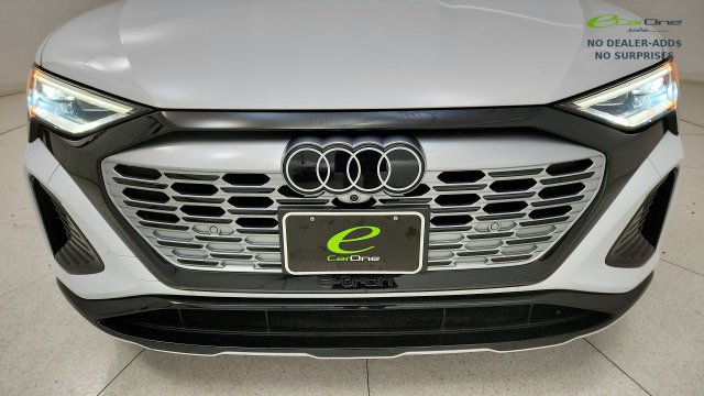 Used 2024 Audi Q8 e-tron Premium Plus w/ Premium Plus Package AWD/4WD image 24