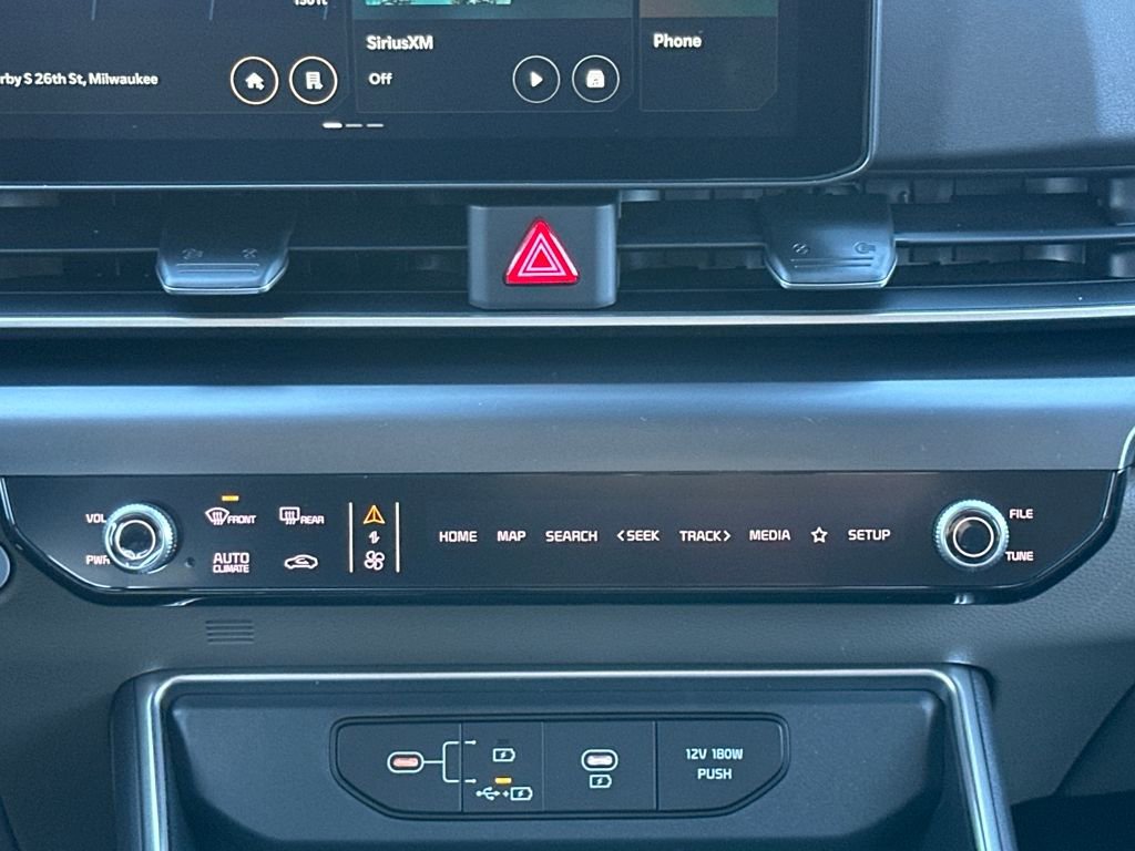 New 2026 Kia Carnival FWD image 25
