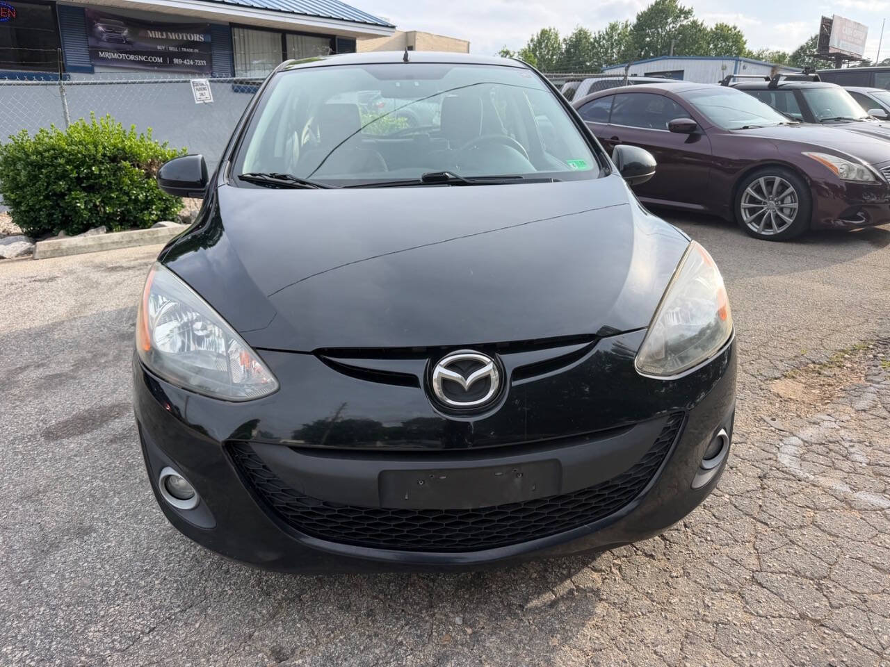 Used 2011 MAZDA MAZDA2 Touring FWD image 2