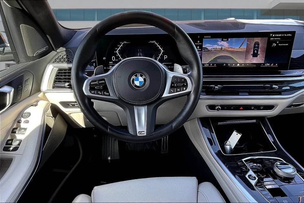 Used 2025 BMW X5 xDrive40i w/ Executive Package AWD/4WD image 8