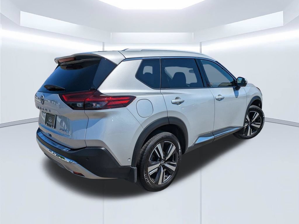 Used 2023 Nissan Rogue Platinum w/ Platinum Premium Package FWD image 6