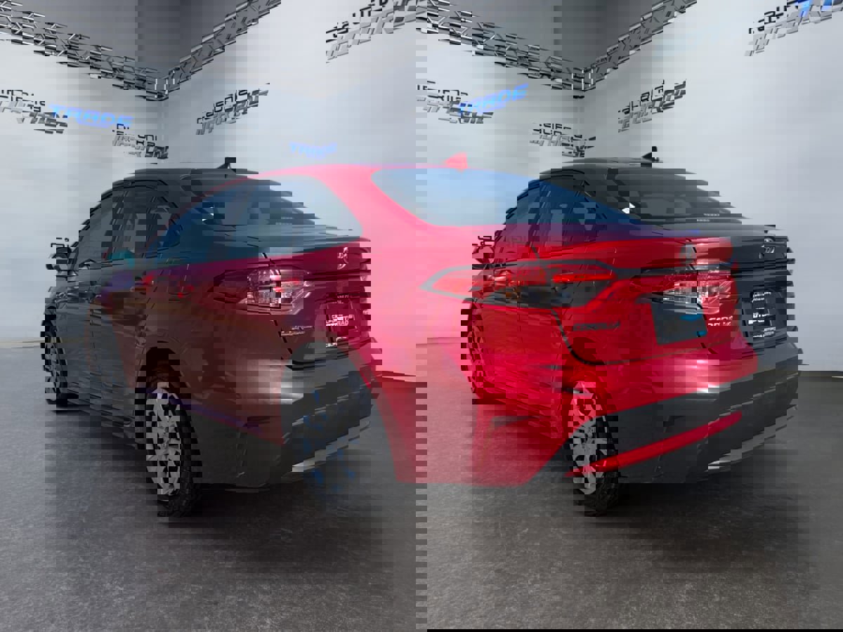 Used 2021 Toyota Corolla LE image 7