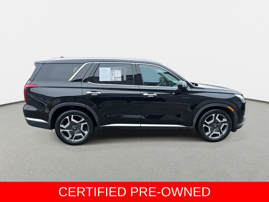 Used 2023 Hyundai Palisade Limited image 4