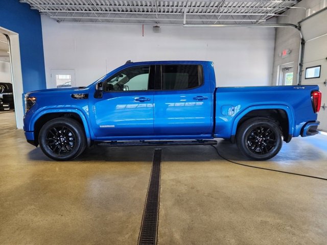 Used 2022 GMC Sierra 1500 Elevation w/ Elevation Premium Package