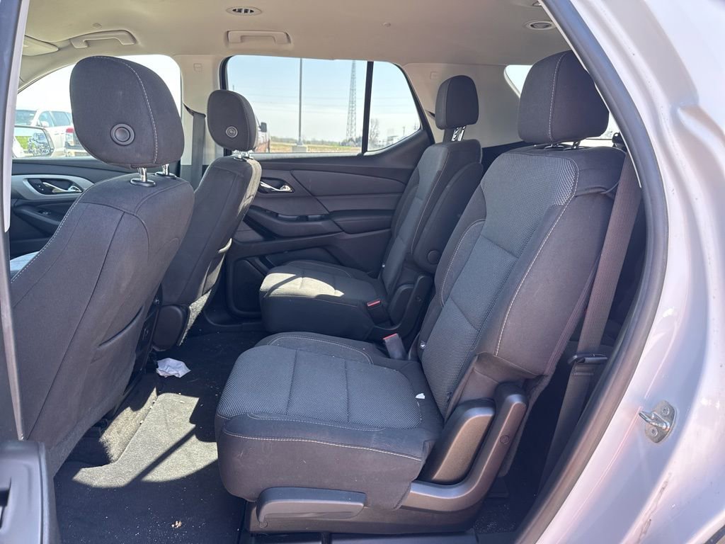 Used 2019 Chevrolet Traverse LT w/ LPO, Blackout Package AWD/4WD image 12
