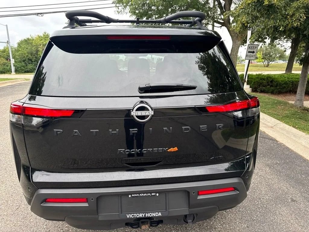 Used 2025 Nissan Pathfinder Rock Creek AWD/4WD image 9