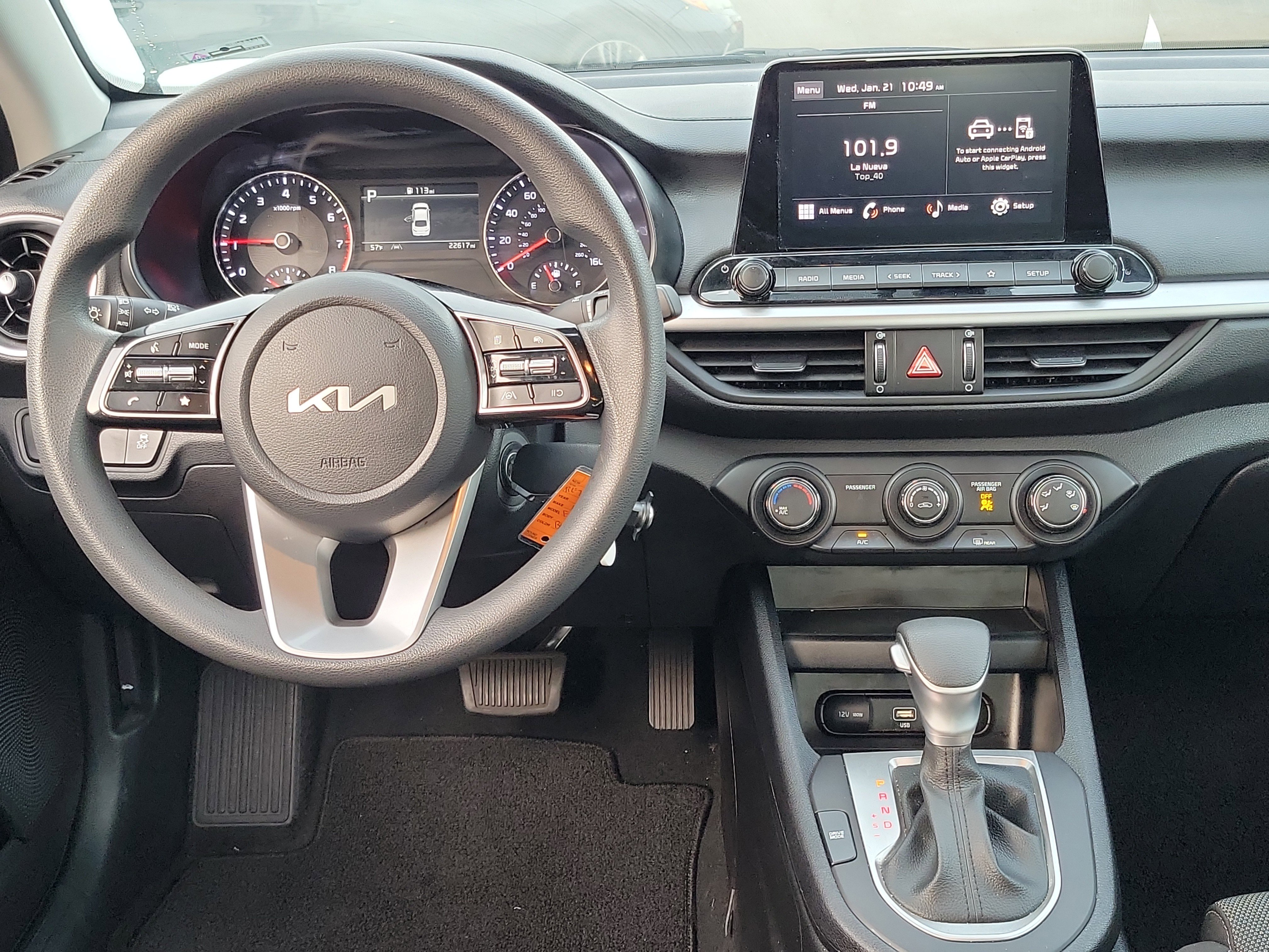 Used 2024 Kia Forte LXS w/ LXS Technology Package image 6