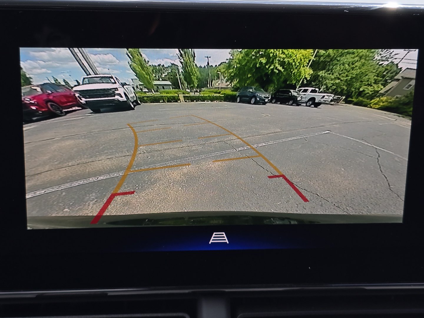 Used 2024 Chevrolet Trax ACTIV w/ Sunroof Package FWD image 4