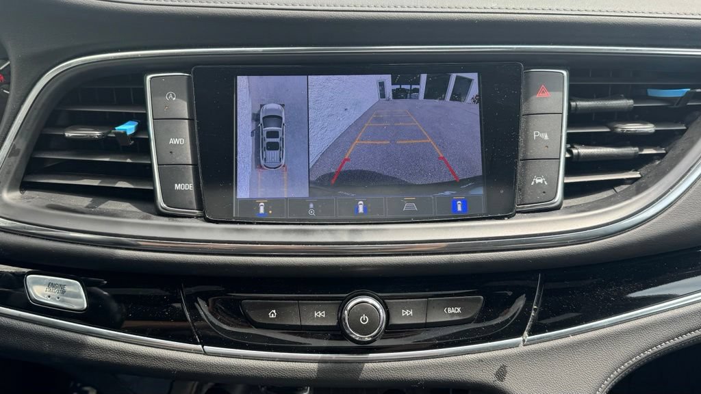 Used 2022 Buick Enclave Avenir w/ Avenir Technology Package AWD/4WD image 28