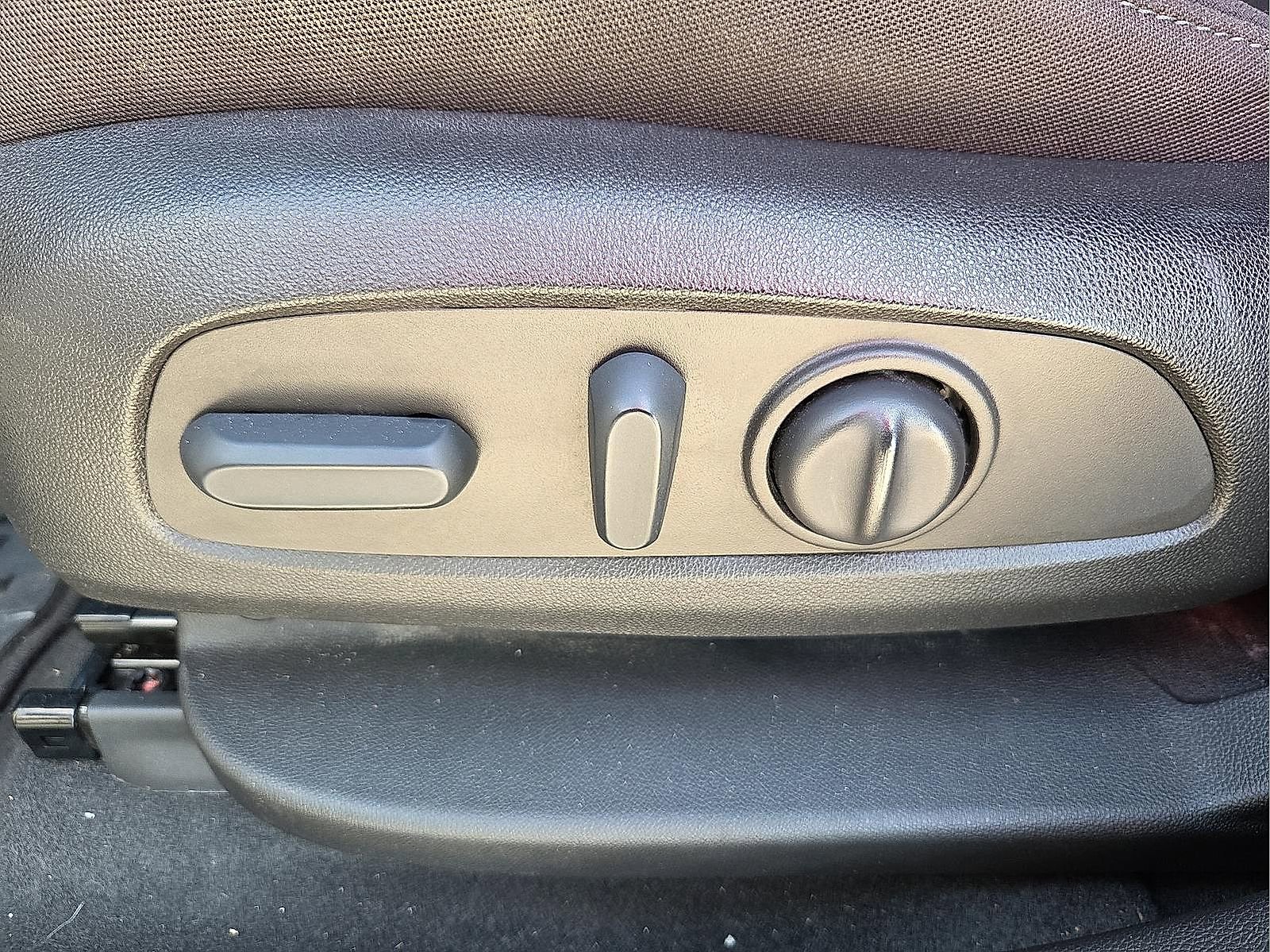 Used 2022 Chevrolet Blazer LT image 15