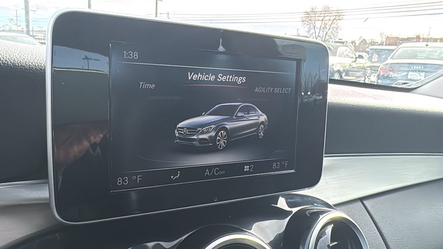 Used 2015 Mercedes-Benz C 300 4MATIC image 25