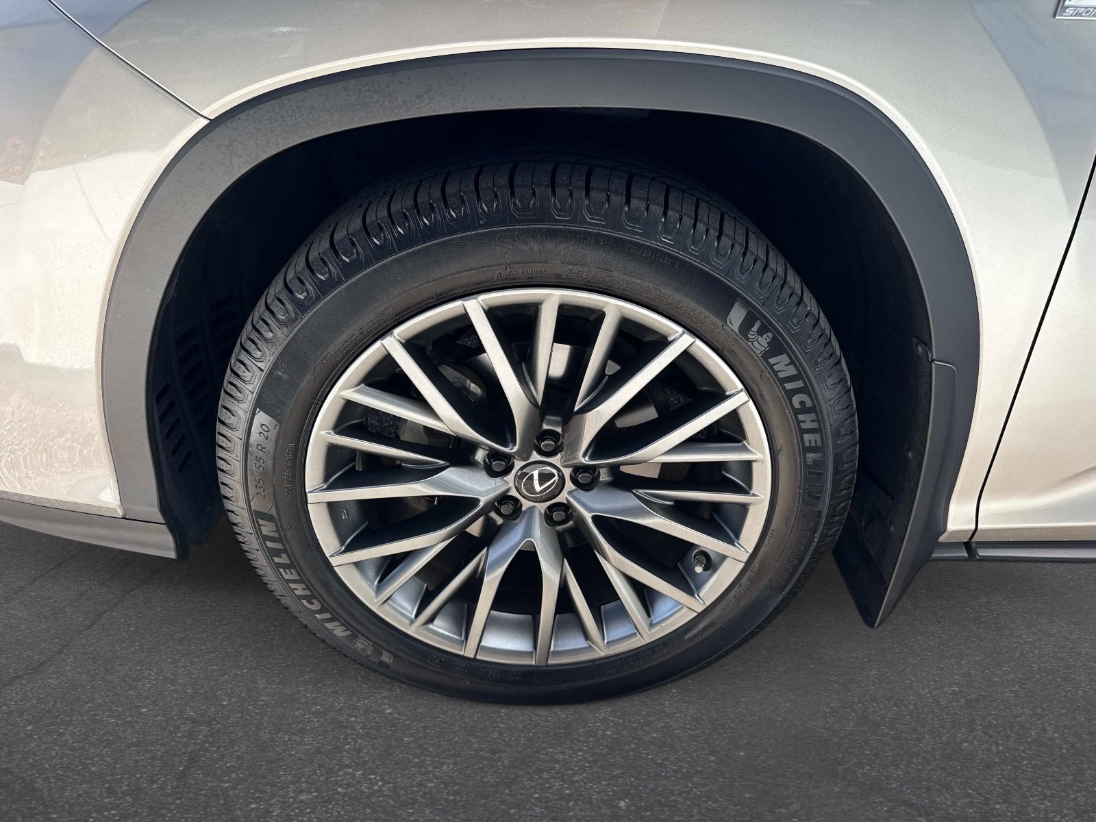 Certified 2022 Lexus RX 350 F Sport AWD/4WD image 10